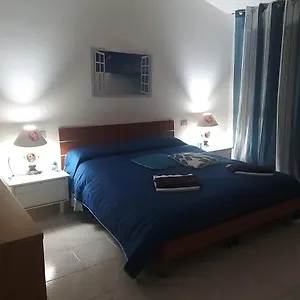 By Azzurra Tra Mare E Montagna Sìnnai